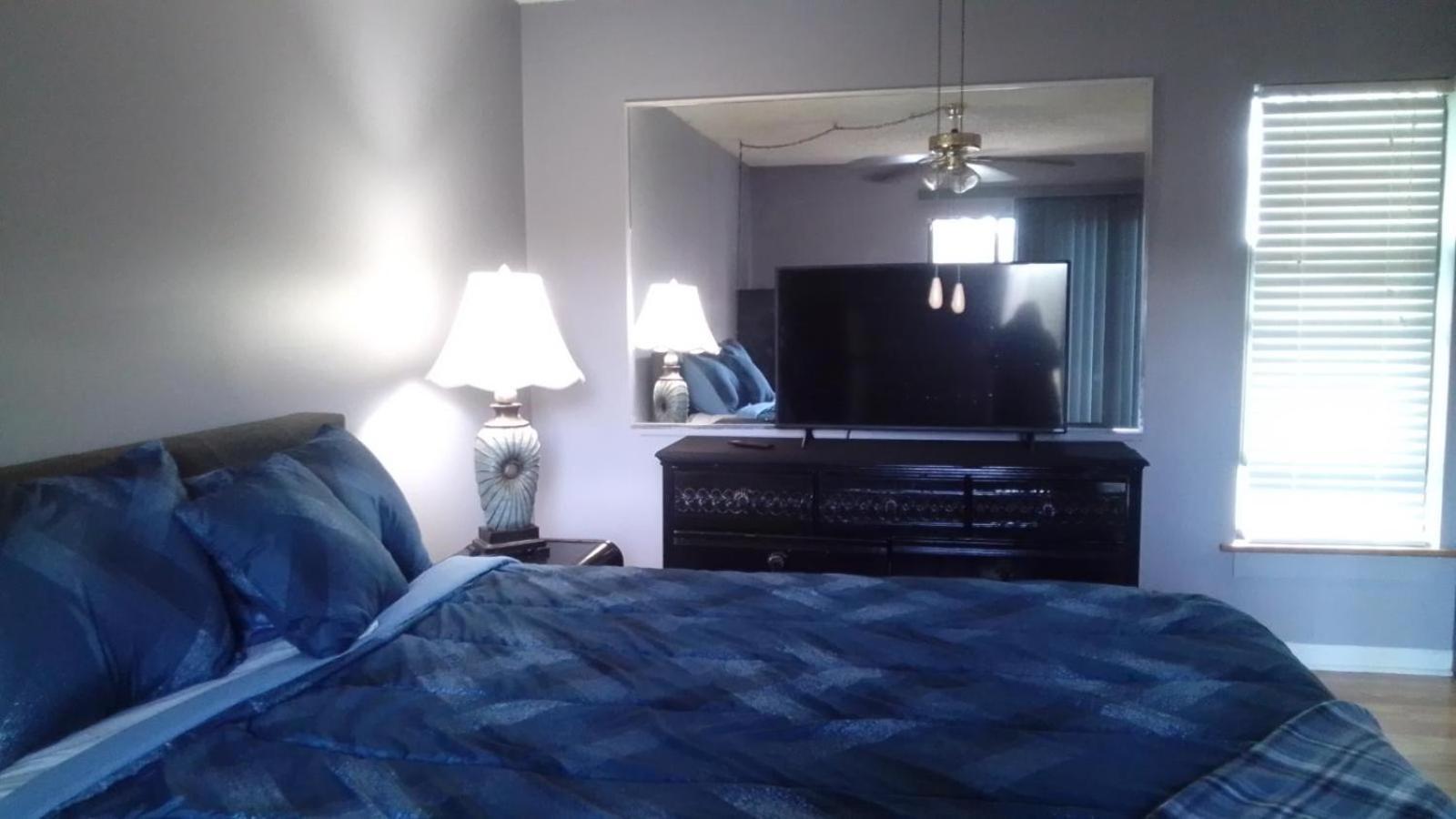 Irises House - Private Room In Home Kissimmee Exteriör bild